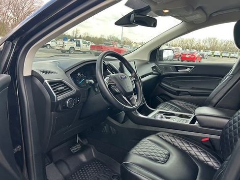Used 2024 Ford Edge Titanium AWD/4WD image 11