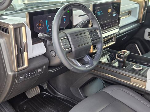 Used 2025 GMC Hummer EV 3X AWD/4WD image 10