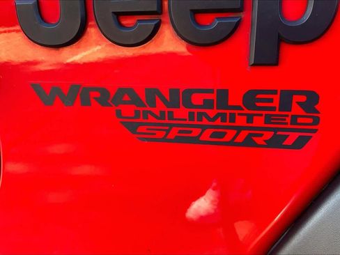 Used 2021 Jeep Wrangler Unlimited Sport image 7