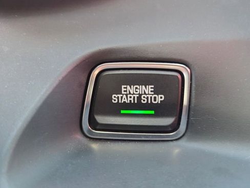 Used 2020 Chevrolet Camaro LT image 26