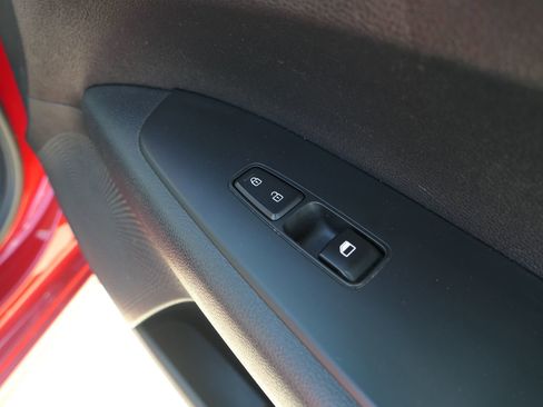 Used 2022 Kia Forte LXS image 31