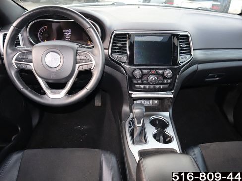 Used 2019 Jeep Grand Cherokee Altitude image 14