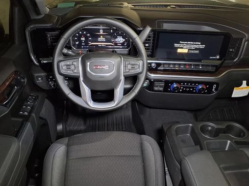 Used 2026 GMC Sierra 1500 SLE w/ Preferred Package AWD/4WD image 14