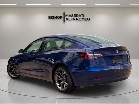 Used 2023 Tesla Model 3 Standard Range RWD image 3