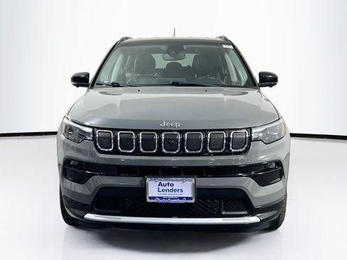 Used 2022 Jeep Compass Limited w/ Elite Group AWD/4WD image 2