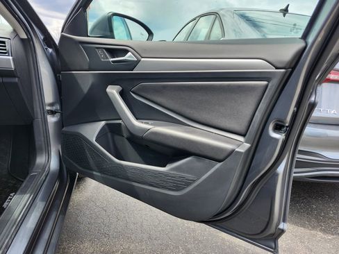 Used 2019 Volkswagen Jetta SE FWD image 15