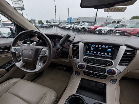 Used 2020 GMC Yukon SLT w/ Open Road Package AWD/4WD image 20