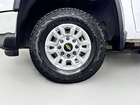 Used 2025 Chevrolet Silverado 2500 LT w/ Convenience Package AWD/4WD image 41