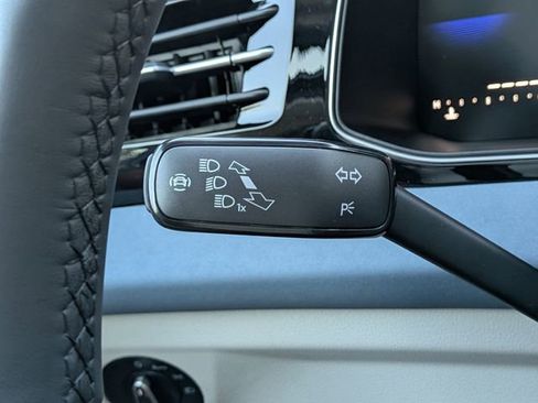 New 2026 Volkswagen Jetta SE FWD image 33