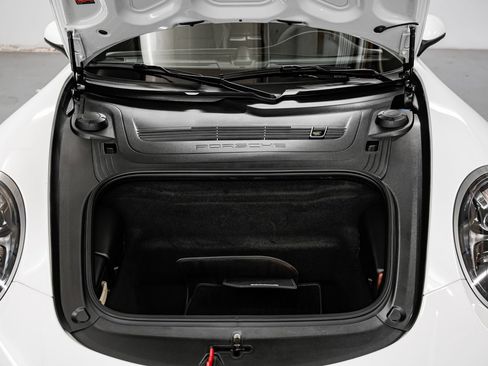 Used 2019 Porsche 911 Targa 4 GTS w/ GTS Interior Package AWD/4WD image 43