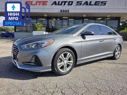 Used 2018 Hyundai Sonata Limited w/ Limited Ultimate Package 03