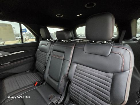 New 2026 Ford Explorer ST-Line image 16