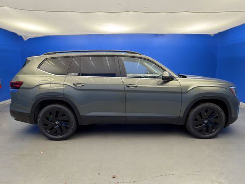 New 2026 Volkswagen Atlas SE image 8