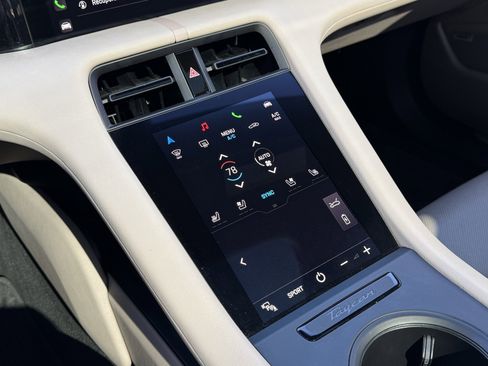 Certified 2021 Porsche Taycan 4S image 21