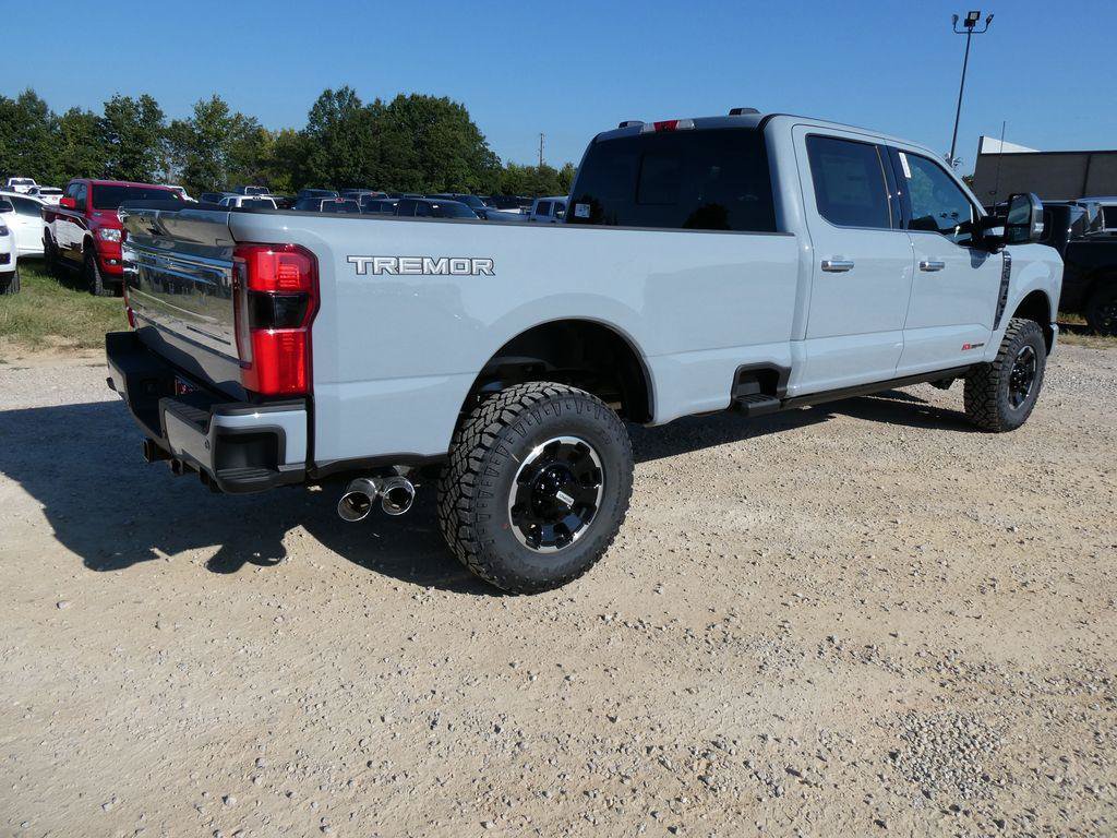 New 2027 Ford F250 Platinum w/ Platinum Plus Package AWD/4WD image 5