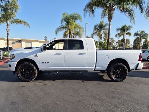 Used 2023 RAM 3500 Laramie AWD/4WD image 7