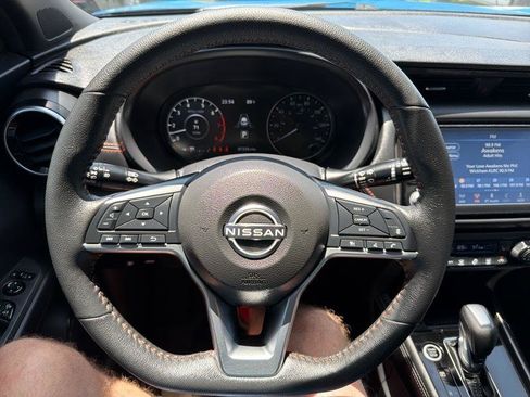 Used 2023 Nissan Kicks SR w/ SR Premium Package FWD image 14