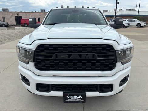 Used 2023 RAM 2500 Big Horn w/ Night Edition AWD/4WD image 4