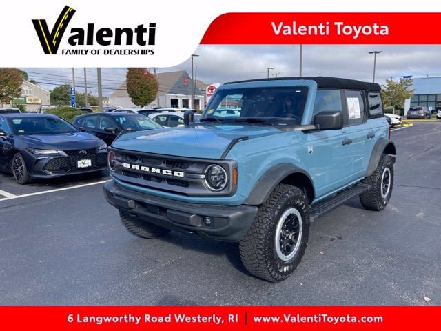 Used 2023 Ford Bronco Big Bend w/ Sasquatch Package AWD/4WD image 1
