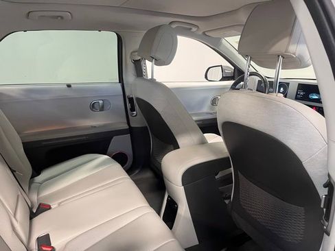 Used 2024 Hyundai Ioniq 5 Limited image 13