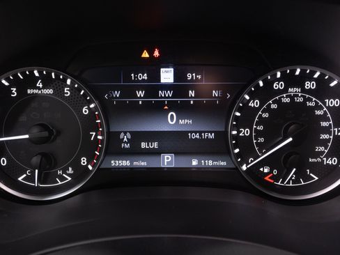 Used 2022 Nissan Armada Platinum RWD image 28