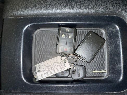 Used 2018 GMC Sierra 1500 SLE w/ SLE Value Package image 34