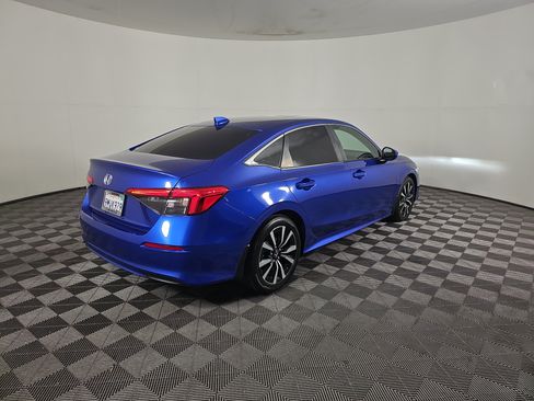 Certified 2024 Honda Civic EX image 4