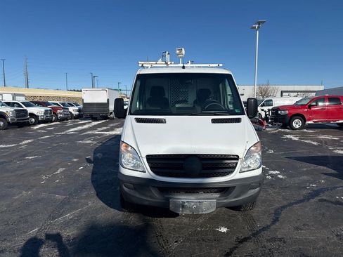 Used 2012 Mercedes-Benz Sprinter 2500 w/ Additional Battery Pkg image 3