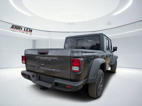 New 2026 Jeep Gladiator Sport image 3