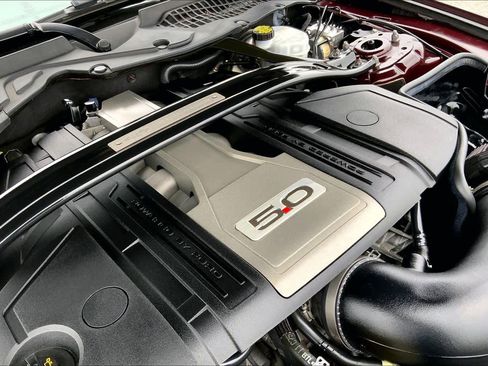 Used 2018 Ford Mustang GT Premium image 26