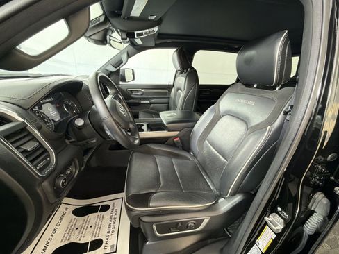 Used 2022 RAM 1500 Laramie w/ Sport Appearance Package image 13