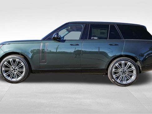 New 2026 Land Rover Range Rover SE image 8