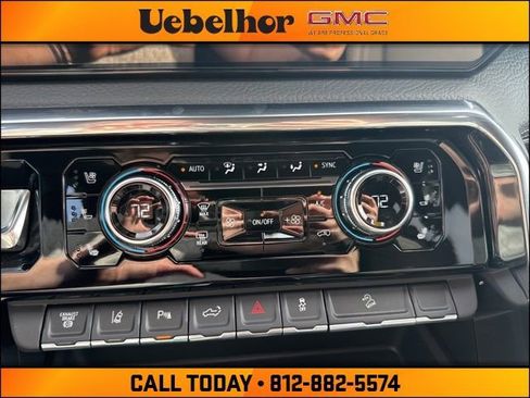 New 2025 GMC Sierra 3500 Denali w/ Technology Package image 25