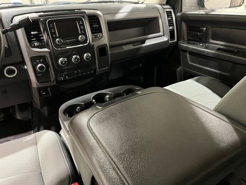 Used 2018 RAM 2500 Tradesman w/ Chrome Appearance Group AWD/4WD image 23