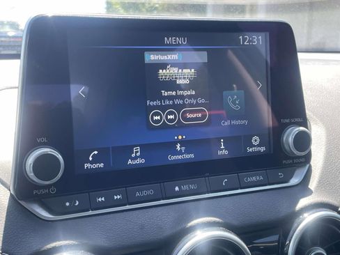 Used 2024 Nissan Sentra SV FWD image 15