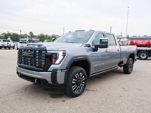 New 2026 GMC Sierra 3500 Denali Ultimate w/ LPO, Black Badging Package AWD/4WD image 31