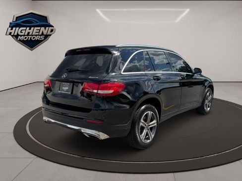 Used 2019 Mercedes-Benz GLC 300 4MATIC image 6