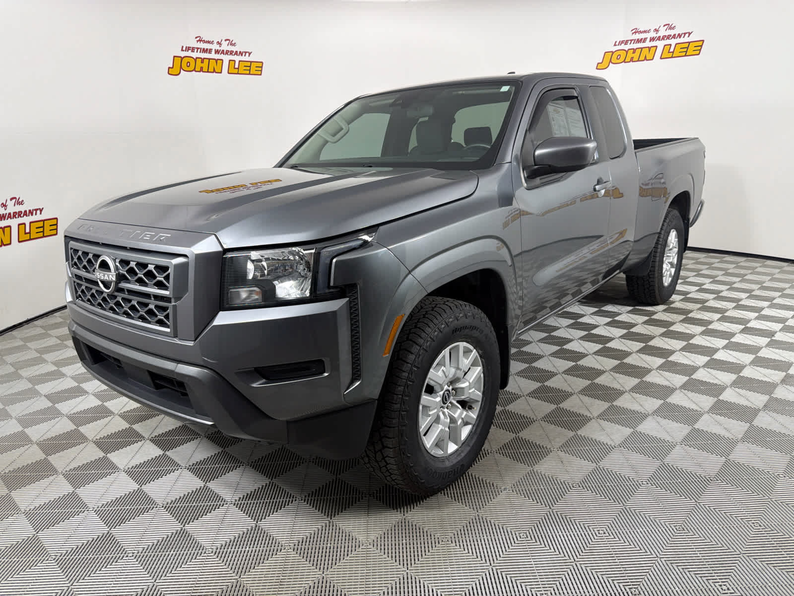 Certified 2023 Nissan Frontier SV w/ Technology Package AWD/4WD image 1