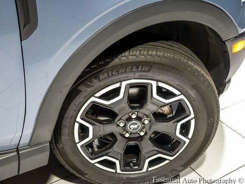 Used 2025 Ford Bronco Sport Outer Banks w/ Outer Banks Tech Package+ AWD/4WD image 11