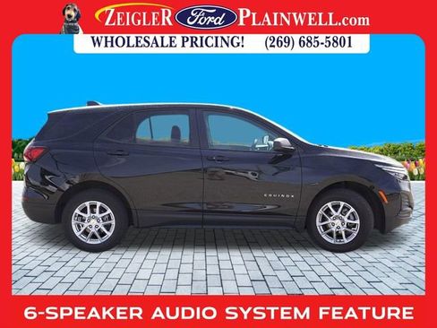 Used 2023 Chevrolet Equinox LS w/ LS Convenience Package image 6