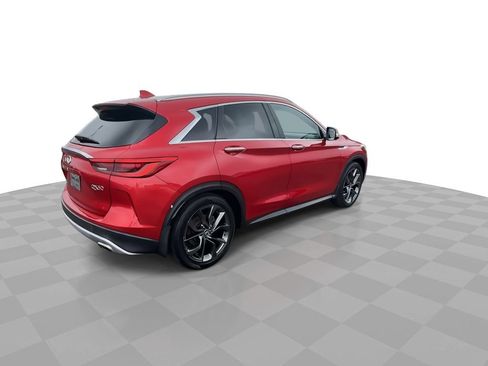 Used 2019 INFINITI QX50 Essential w/ Sensory Package AWD/4WD image 8