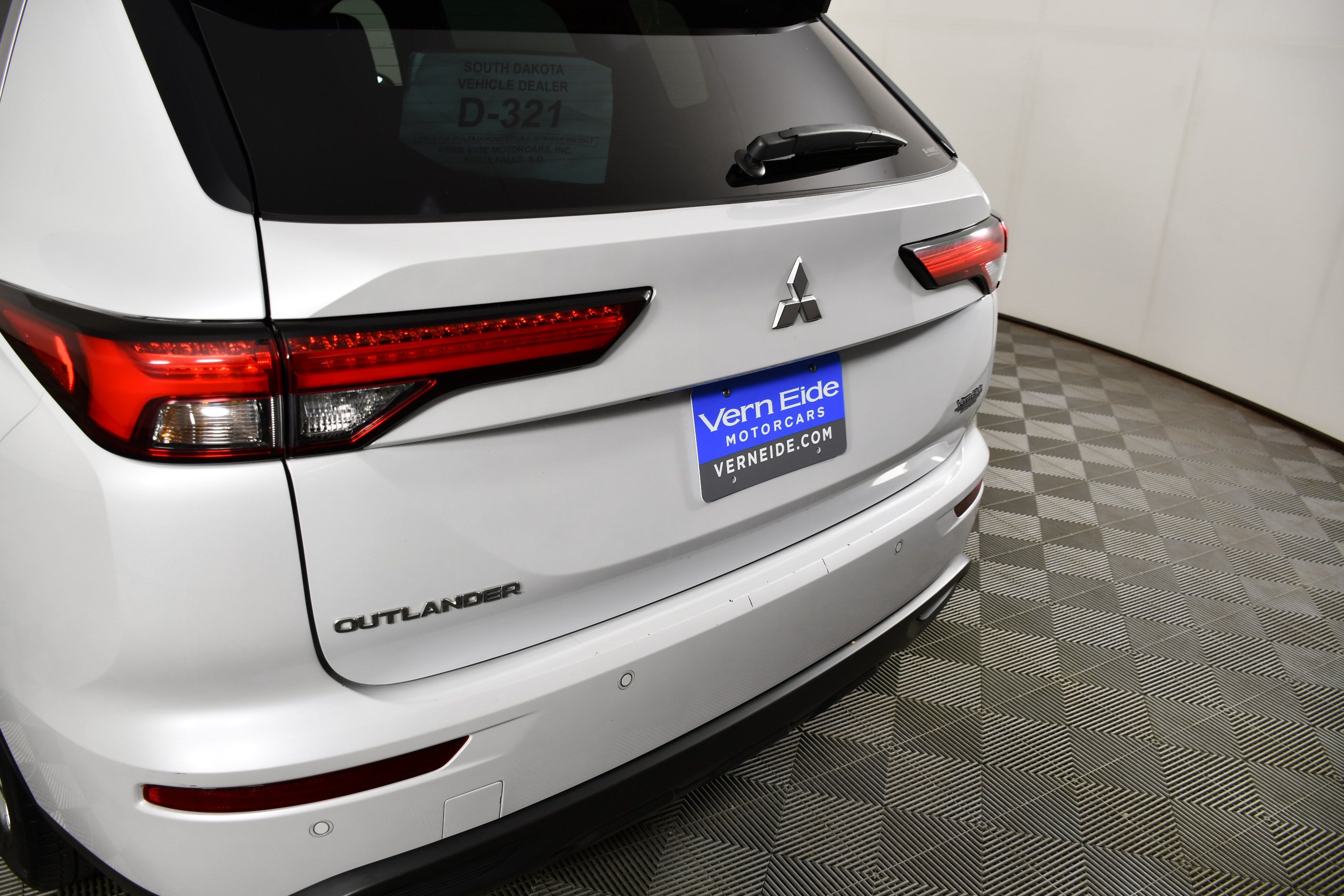 Used 2022 Mitsubishi Outlander ES AWD/4WD image 15