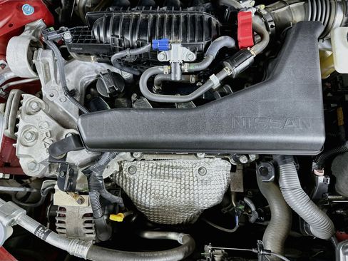 Used 2025 Nissan Altima 2.5 SV FWD image 33