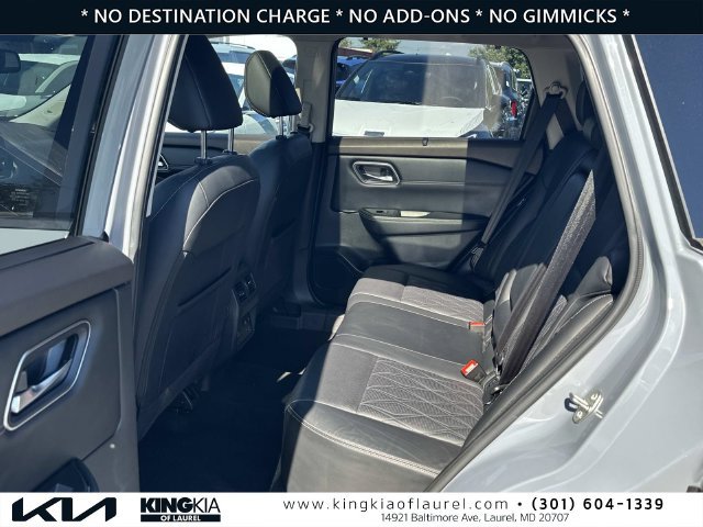 Used 2021 Nissan Rogue Platinum AWD/4WD image 22