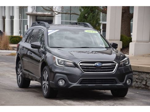Used 2019 Subaru Outback 2.5i Limited image 2