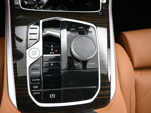 Used 2024 BMW X5 xDrive40i w/ Premium Package AWD/4WD image 18