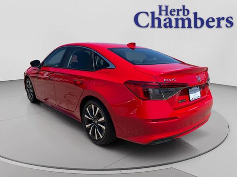 Used 2024 Honda Civic EX image 3