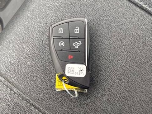 Used 2024 Chevrolet Silverado 1500 LT Trail Boss w/ Convenience Package II image 26