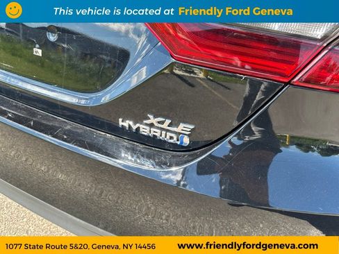 Used 2022 Toyota Camry XLE w/ Navigation Upgrade Package FWD image 26