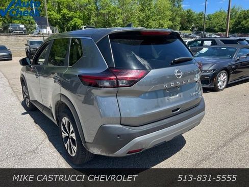 Used 2023 Nissan Rogue SV AWD/4WD image 4